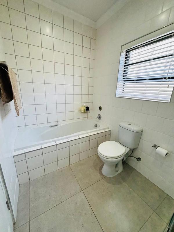 3 Bedroom Property for Sale in Stilbaai Wes Western Cape